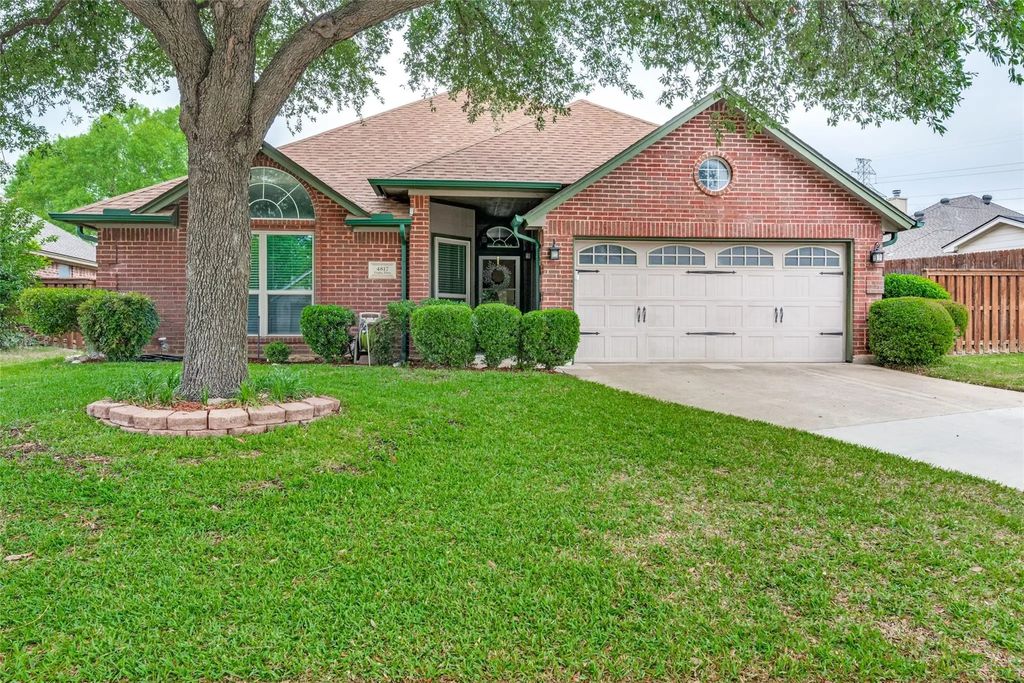 4817 Dogleg Drive, Haltom City