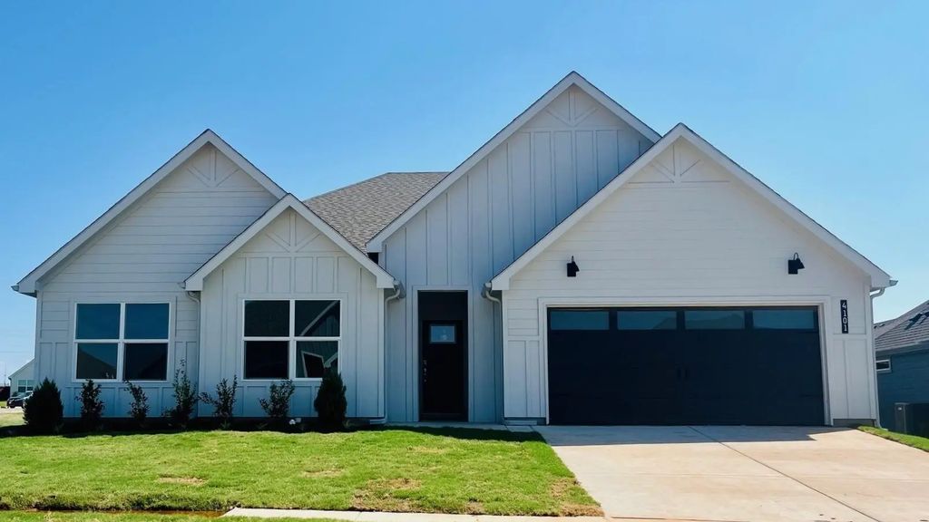 4130 Cornerstone Circle, Granbury