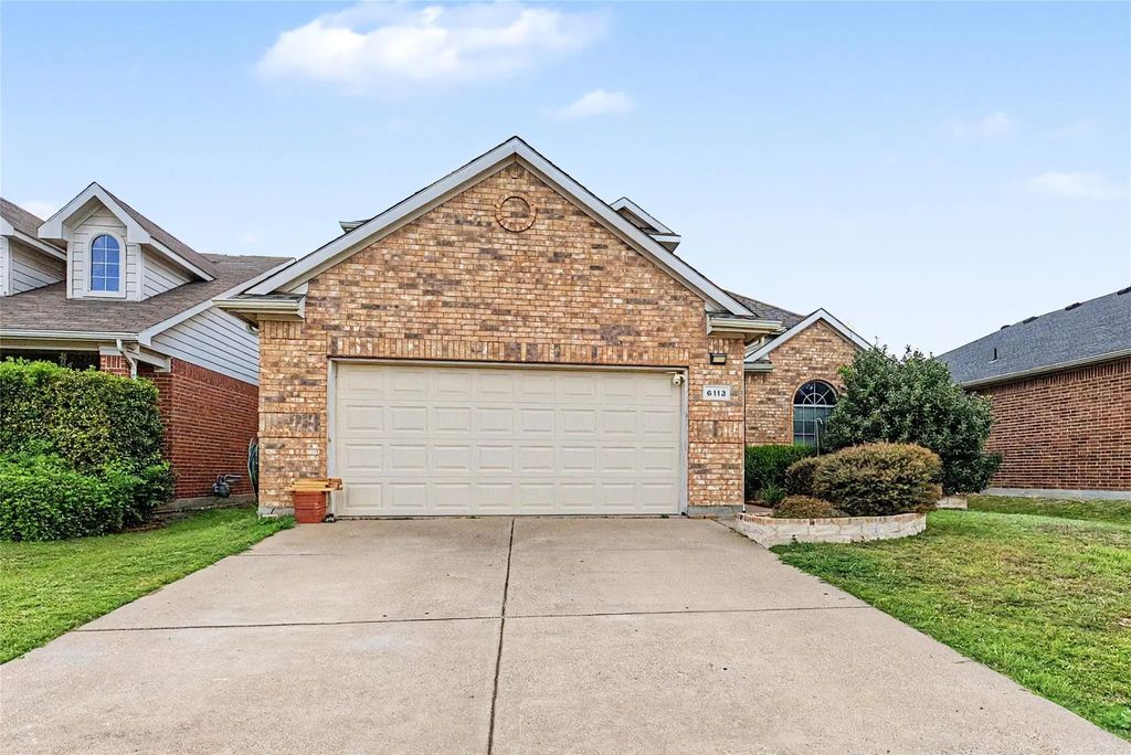 6113 Farrah Drive, Fort Worth