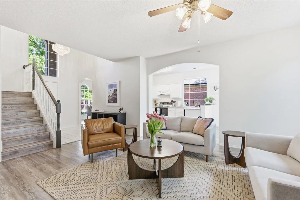 239 High Pointe Lane, Cedar Hill