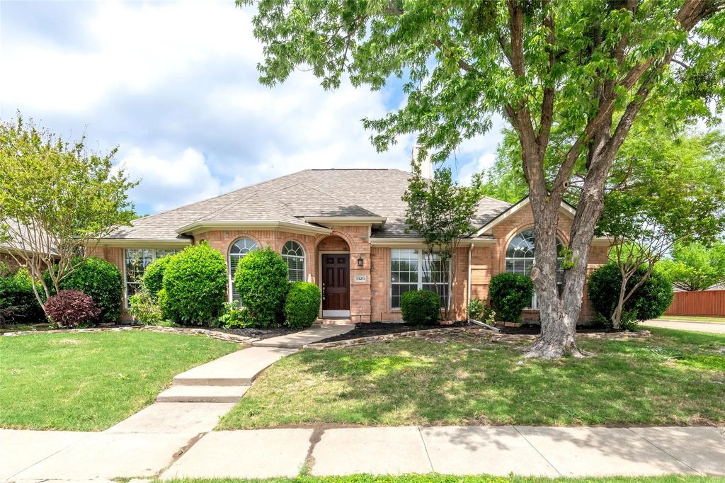 1320 Marwood Drive, Allen