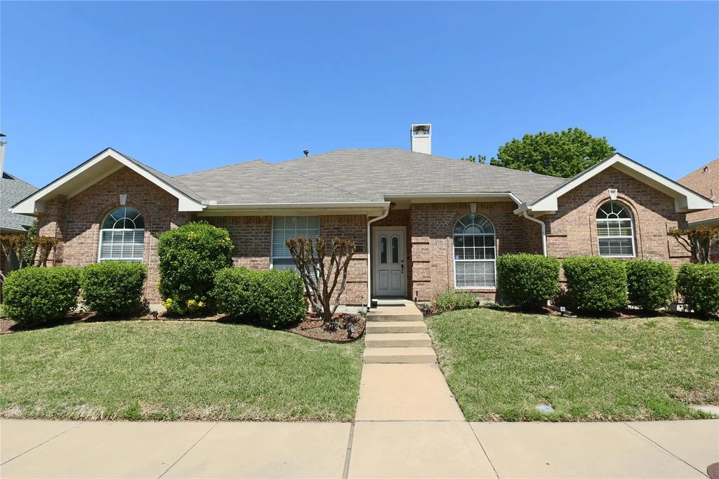 6019 Mapleshade Lane, Dallas