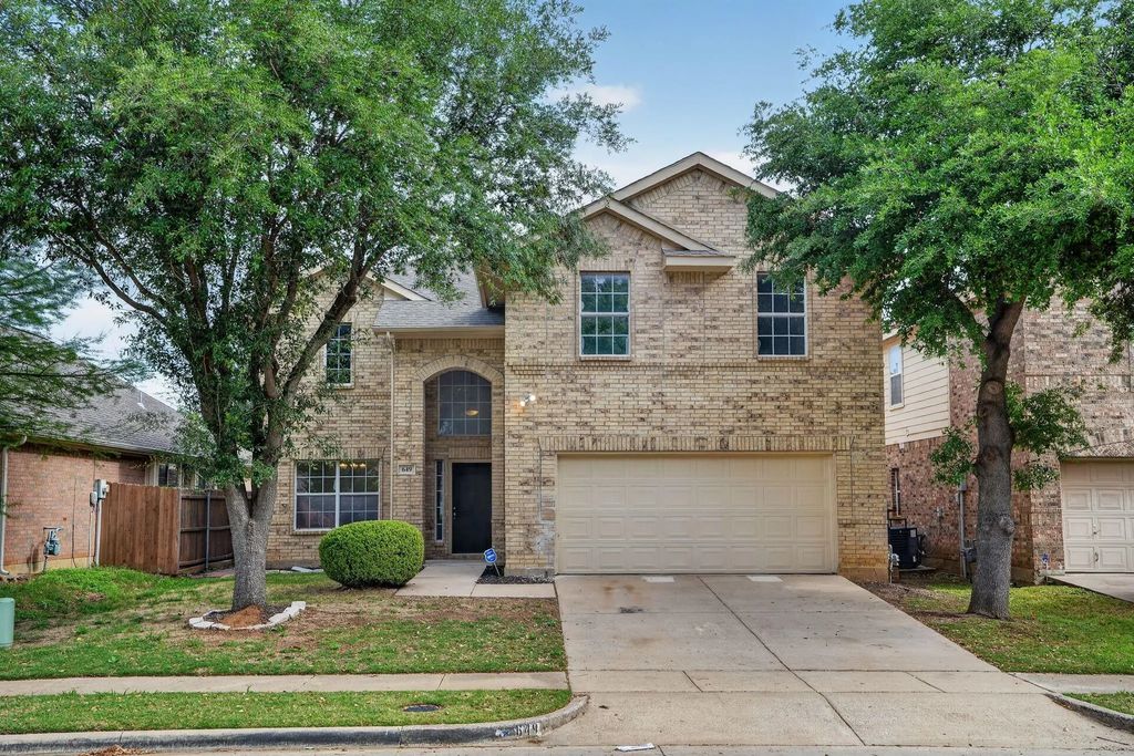 649 Nemitz Street, Crowley