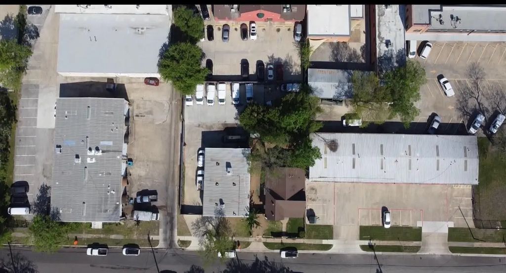 4205 E Side Avenue, Dallas
