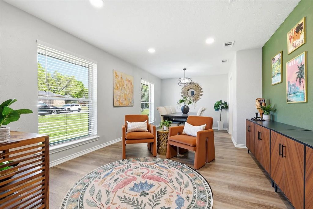 1112 Lopo Road, Flower Mound
