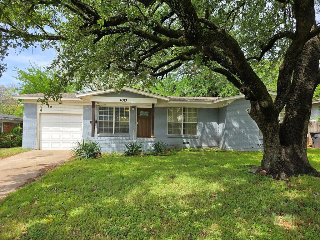 6313 Greenlee Street, Fort Worth