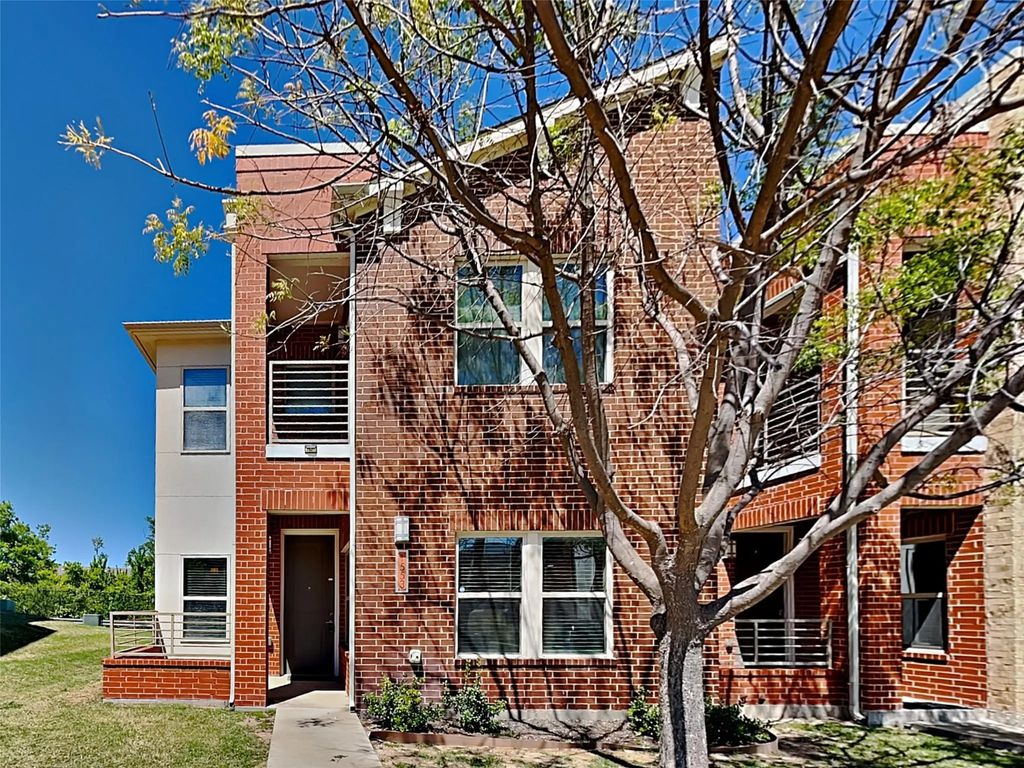 1553 Fiji Street, Dallas