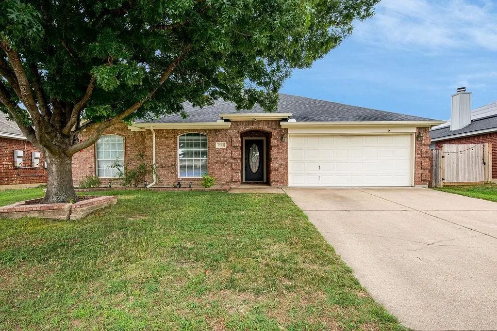 943 Morgan Drive, Burleson