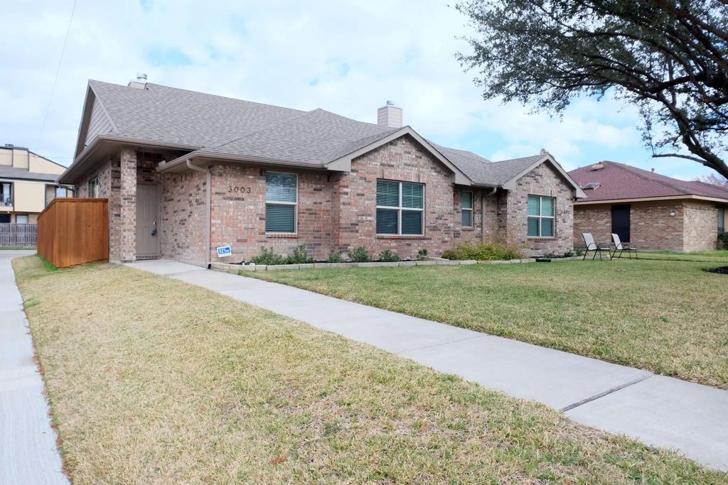 3003 Allister Street, Dallas