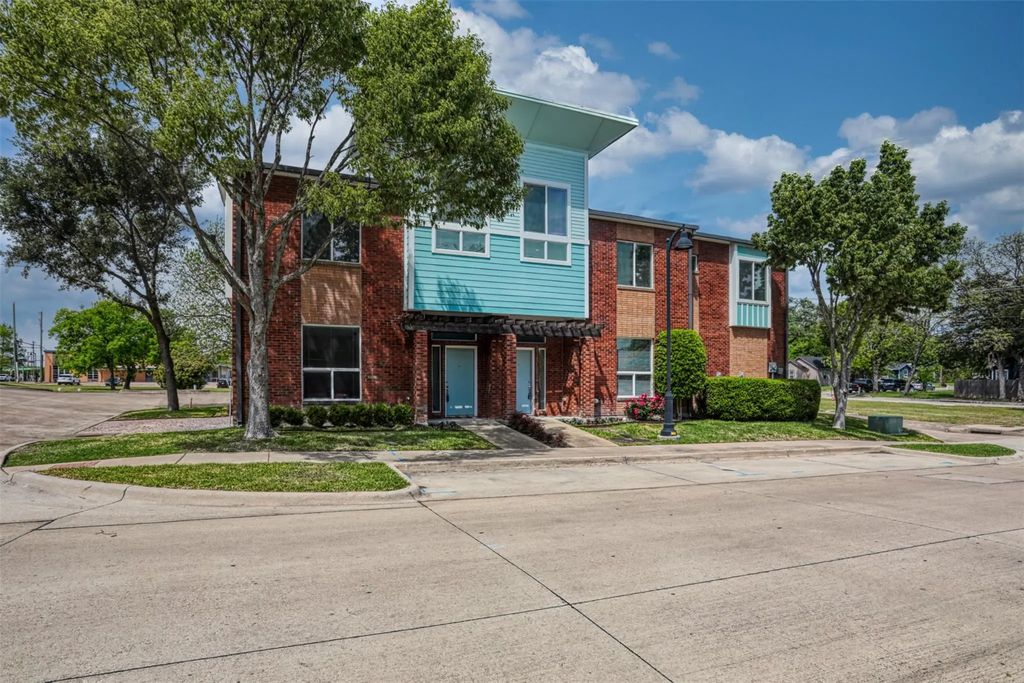107 N Merrill Avenue, Duncanville