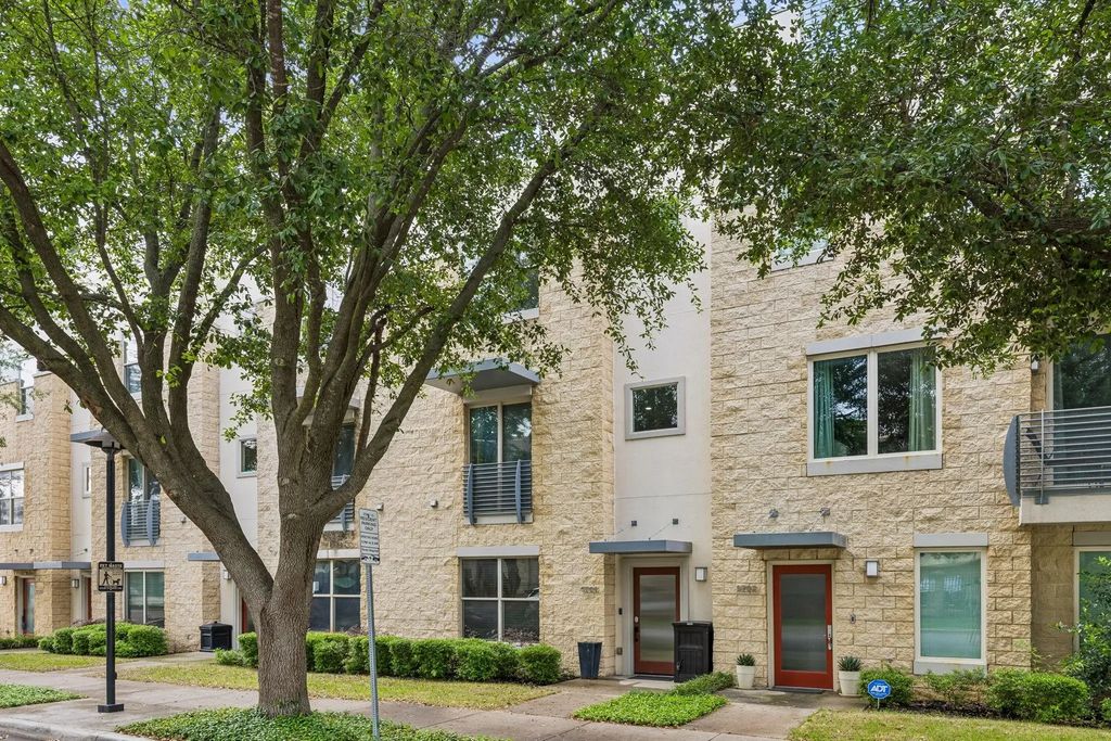 5704 La Vista Drive, Dallas