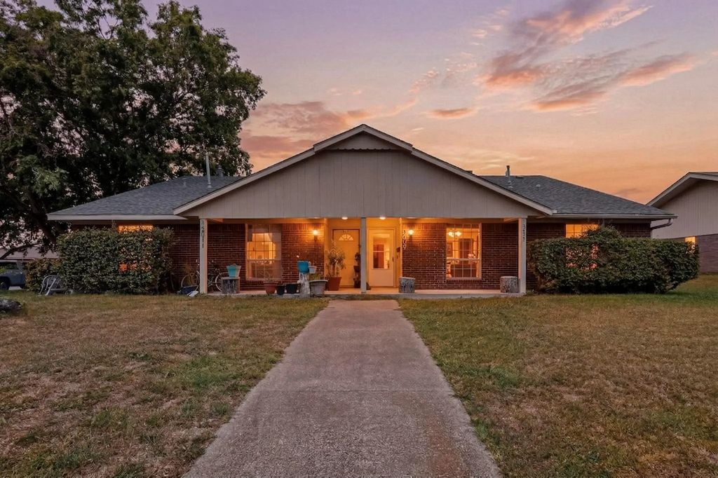 2009 Santa Anna Drive, Garland