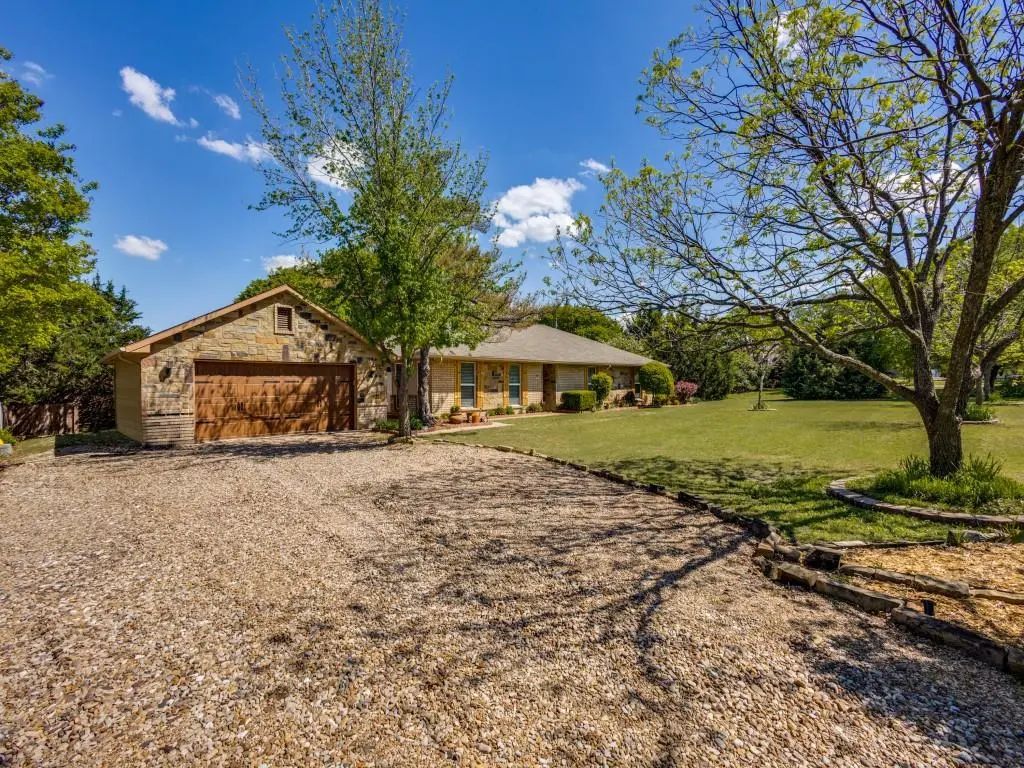 16590 Redbud Drive, Frisco