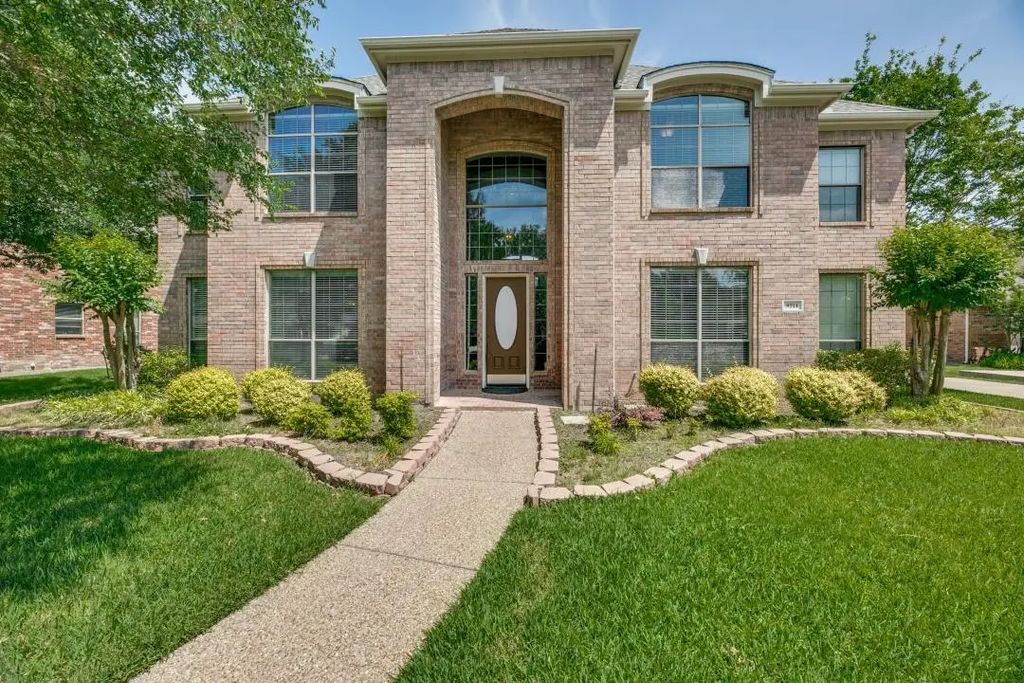9714 October Glory Lane, Rowlett
