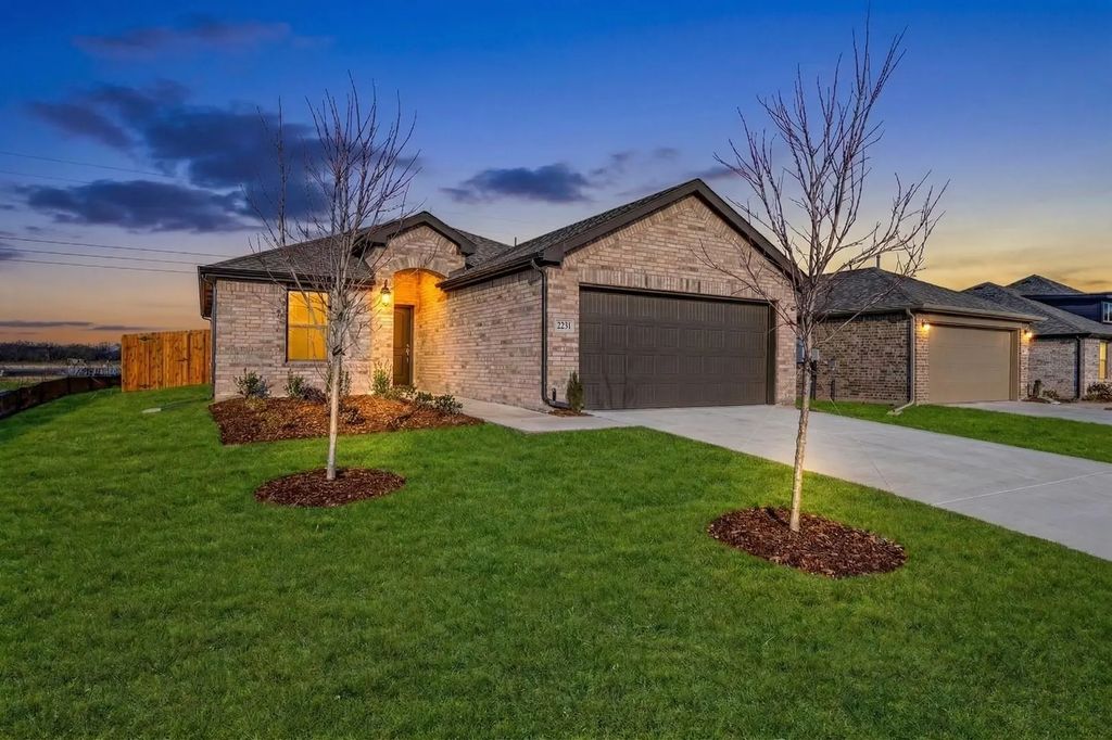 2131 Hollyberry Drive, Sulphur Springs