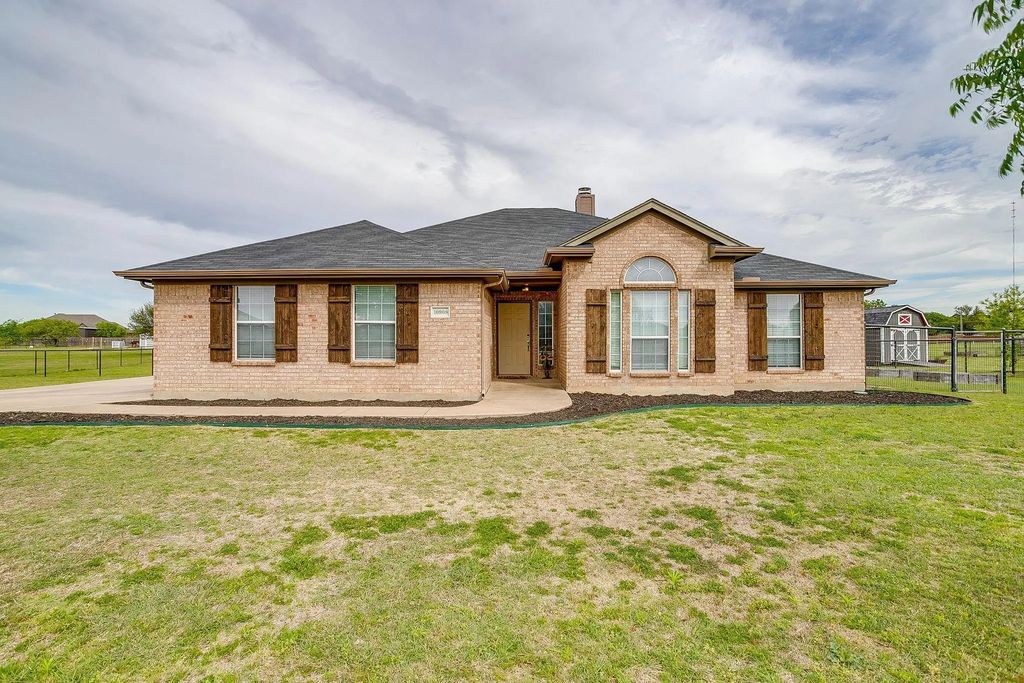 10908 Flores Trail, Crowley