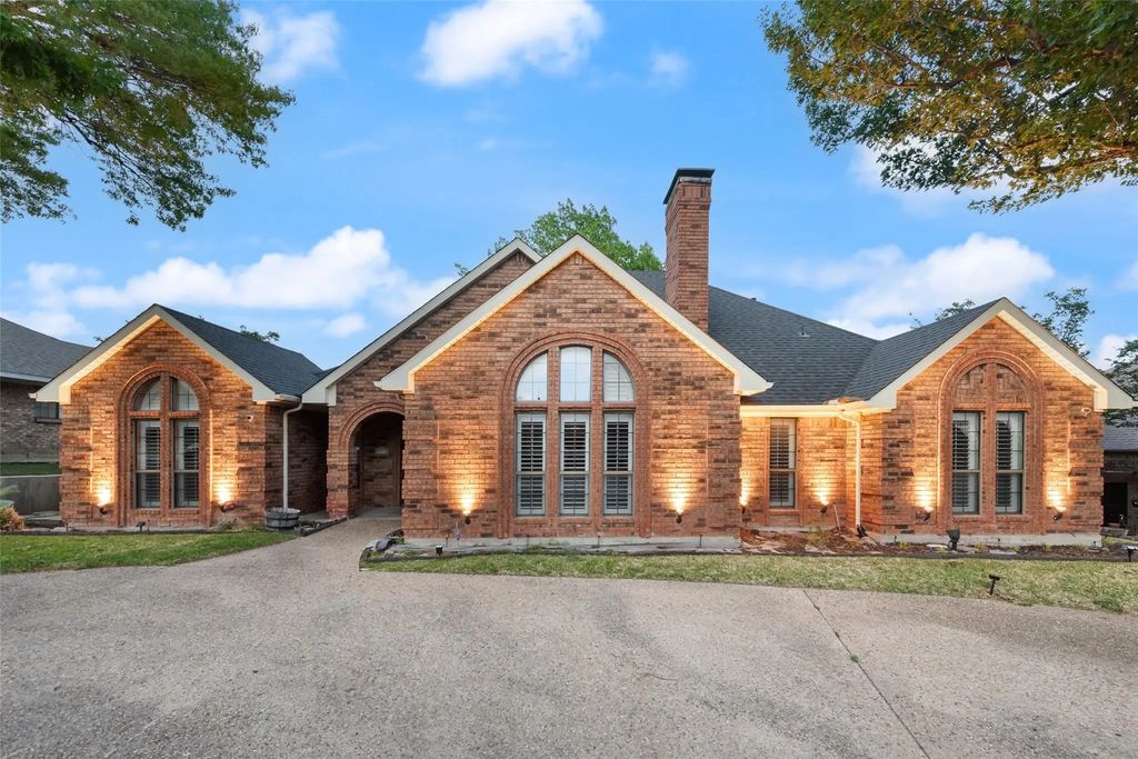 3010 Club Hill Drive, Garland