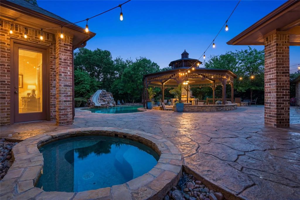 180 Horseshoe Bend, Fairview