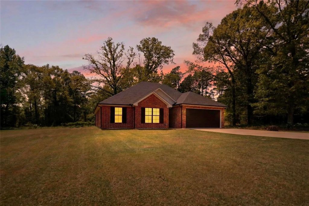 18310 Timber Oaks Drive, Lindale