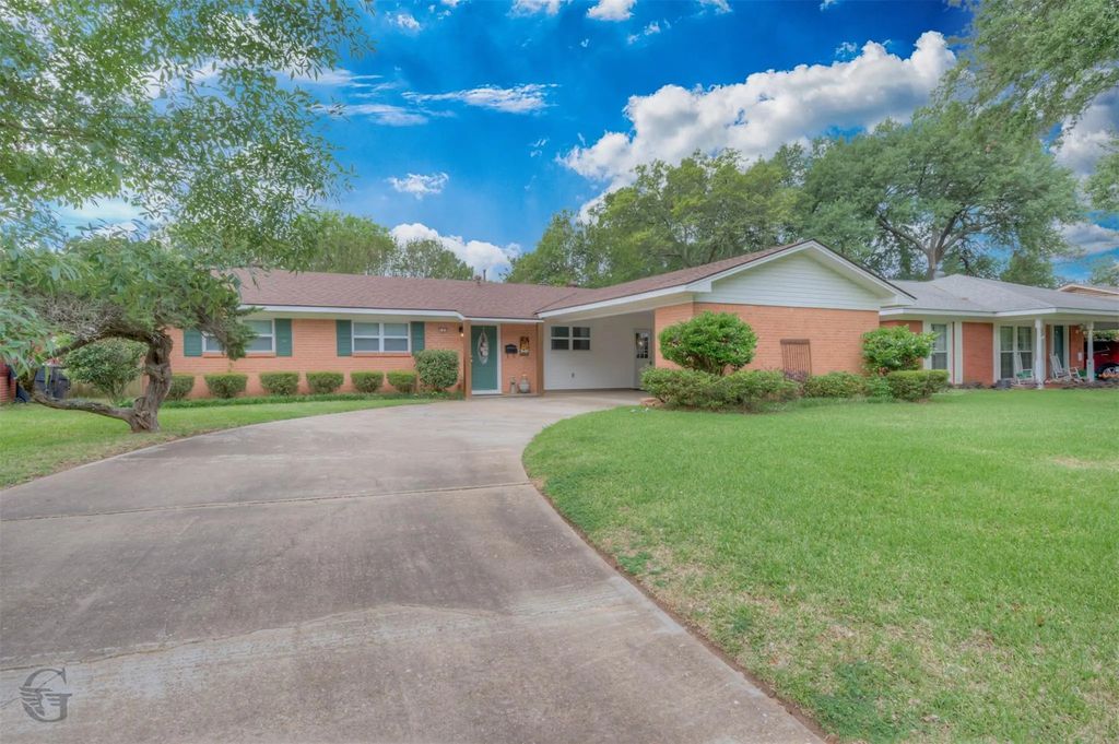 333 Levin Lane, Shreveport
