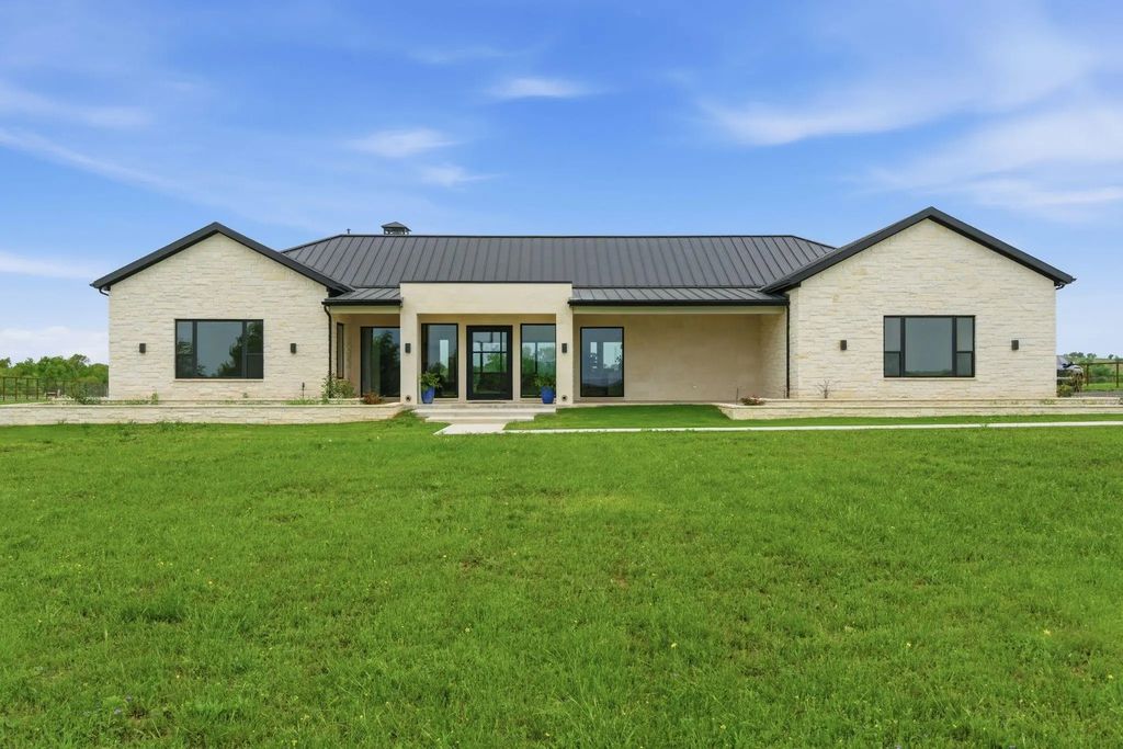 6505 County Road 1126b, Godley