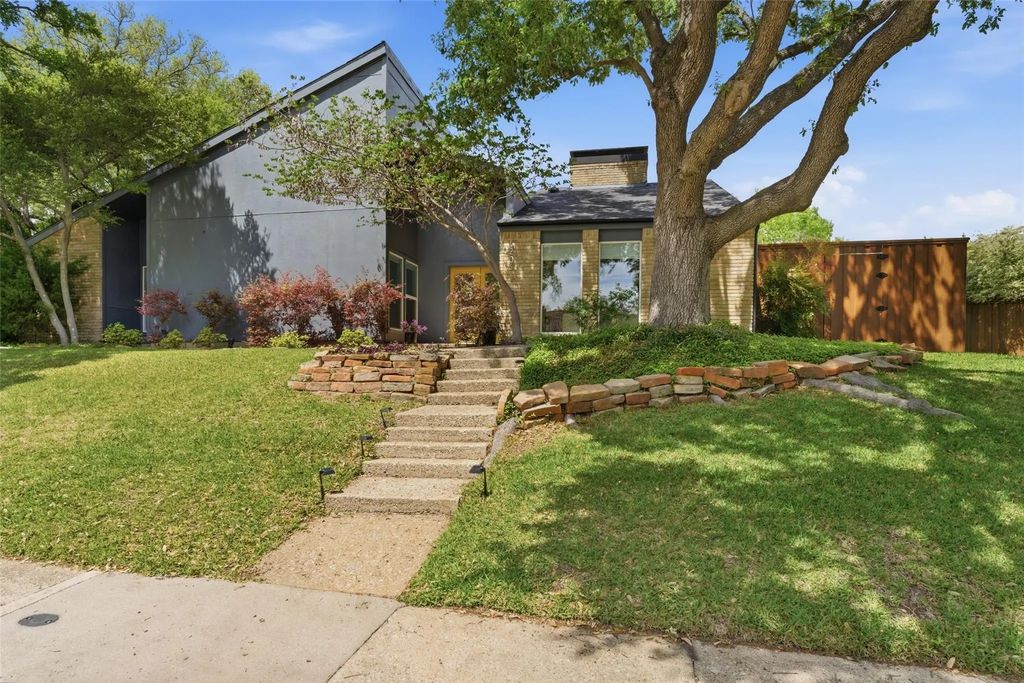 6205 Warm Mist Lane, Dallas