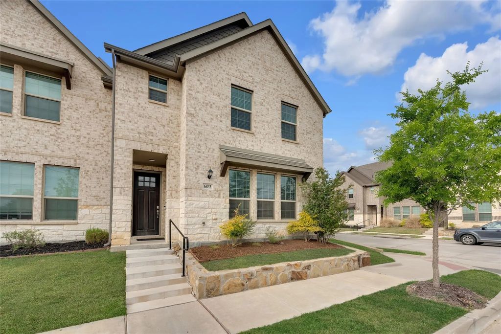 6833 Andrew Drive, North Richland Hills