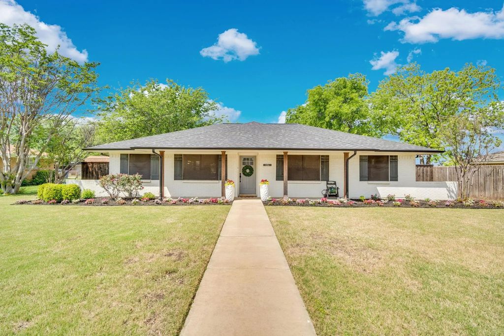 106 Hillcrest Drive, Midlothian