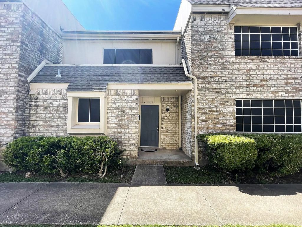 2137 Trellis Place 2137, Richardson