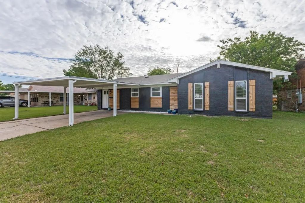 512 Lindo Drive, Mesquite
