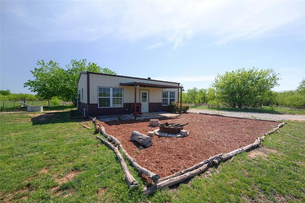 383 Soaring Eagle Trail, Wichita Falls