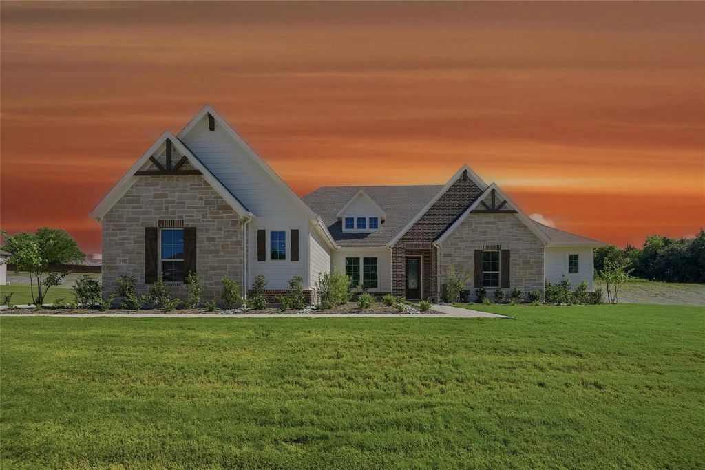 1002 Perrin Lane, Van Alstyne