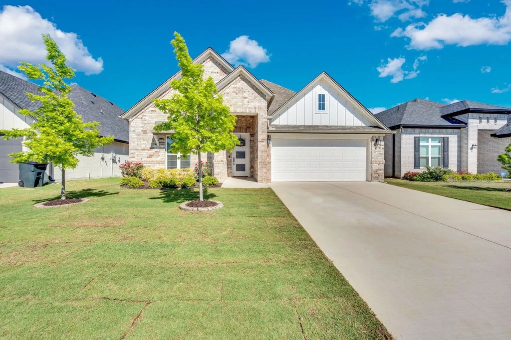 1313 Ridgeview Drive, Weatherford