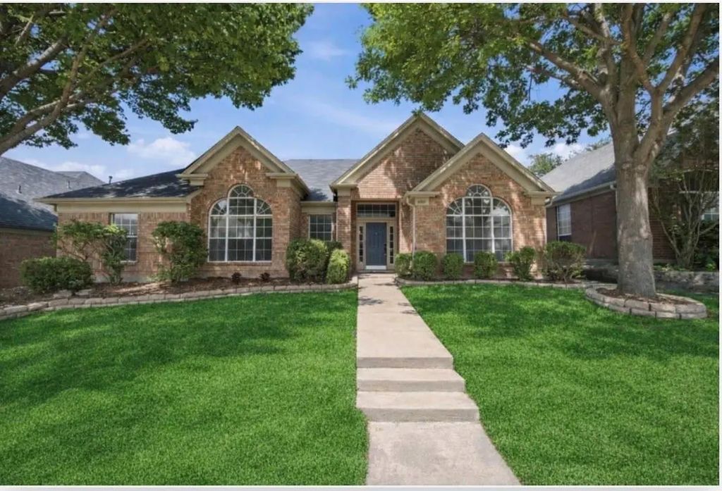 10204 Napa Valley Drive, Frisco