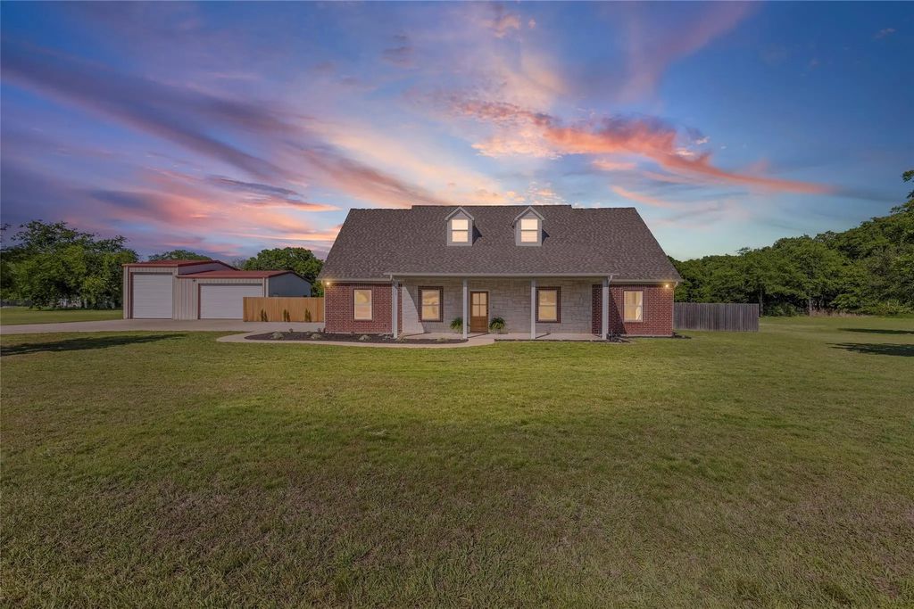 319 Whippoorwill Drive, Wills Point