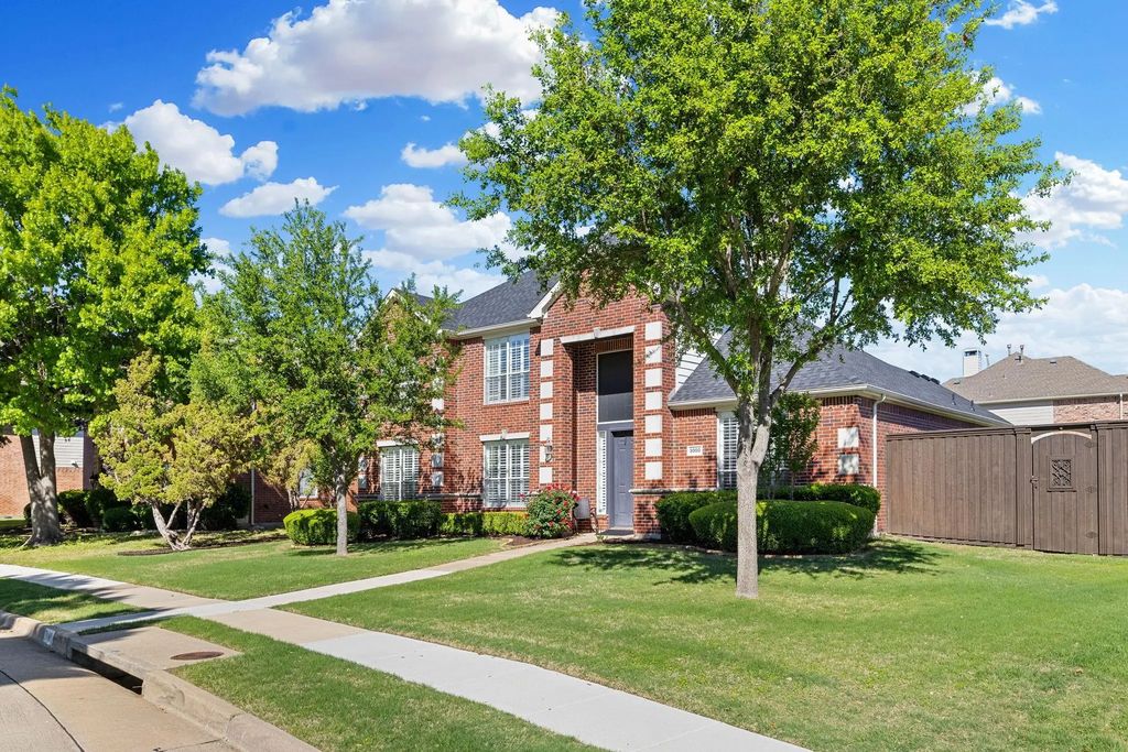 3000 Chippenham Drive, Plano
