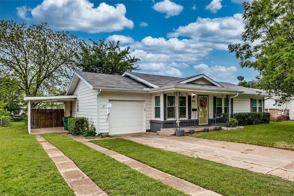 1816 Eden Avenue, Haltom City