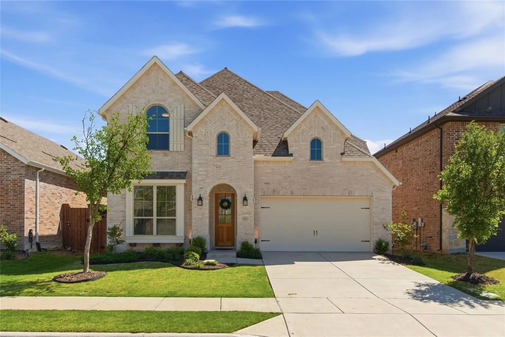 800 Cromwell Drive, Celina