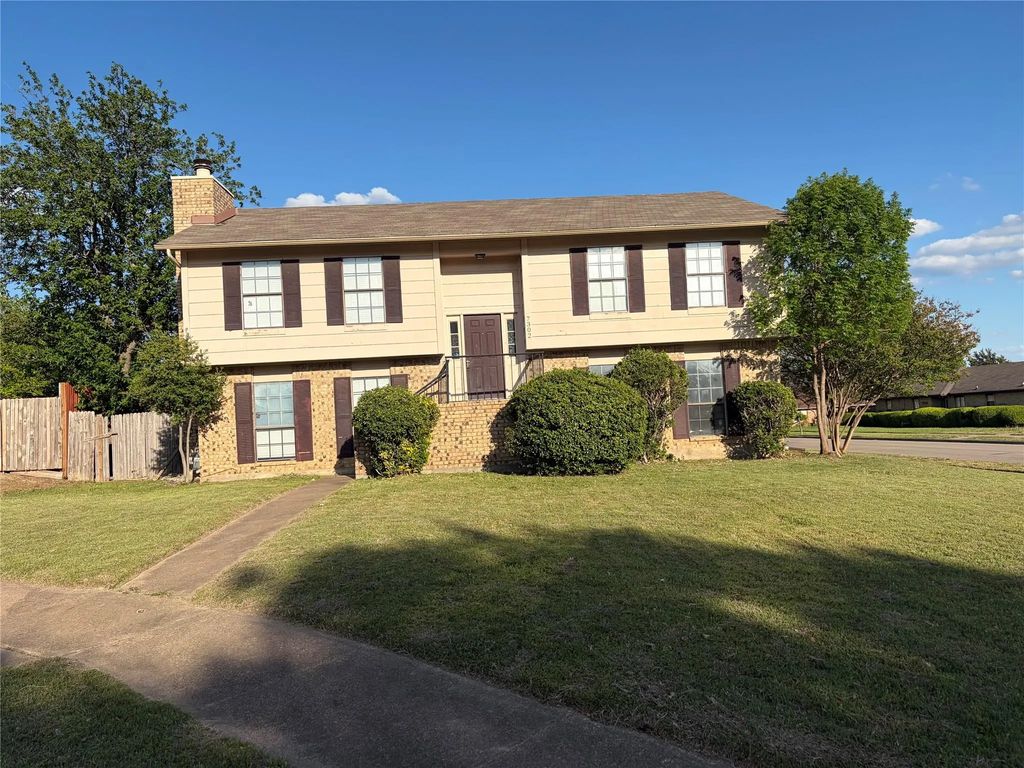7302 Elderberry Circle, Dallas