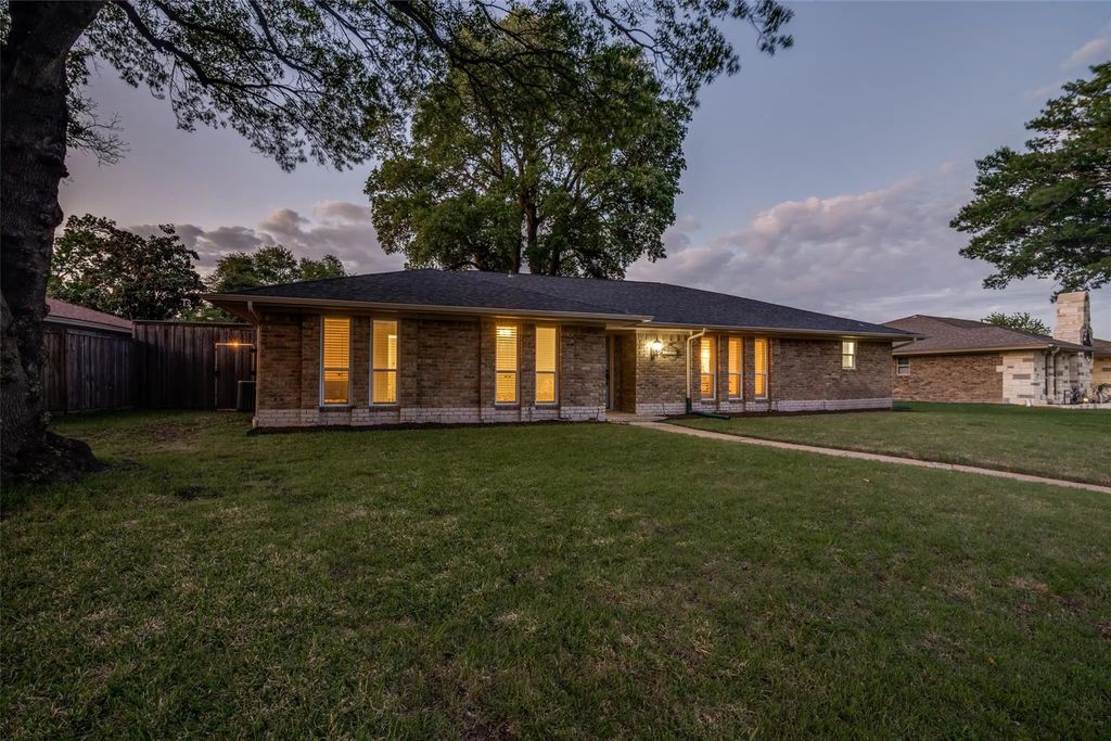 2825 Teakwood Lane, Plano