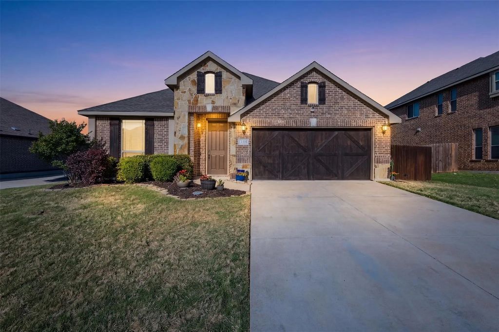 1109 Wheatland Terrace, Waxahachie