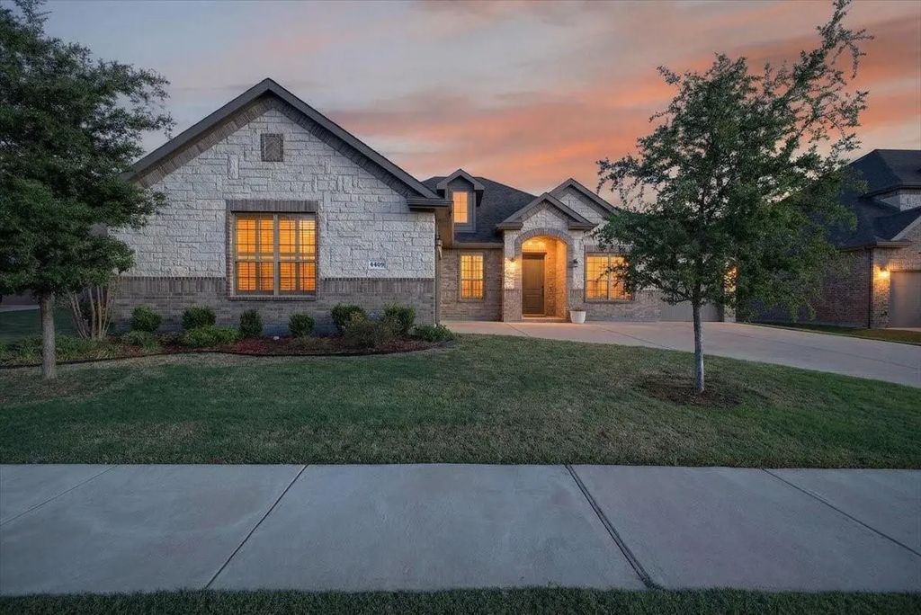 4409 Terraview Drive, Arlington