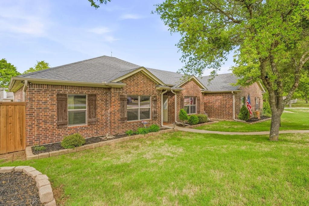 104 Canter Lane Drive, Stephenville
