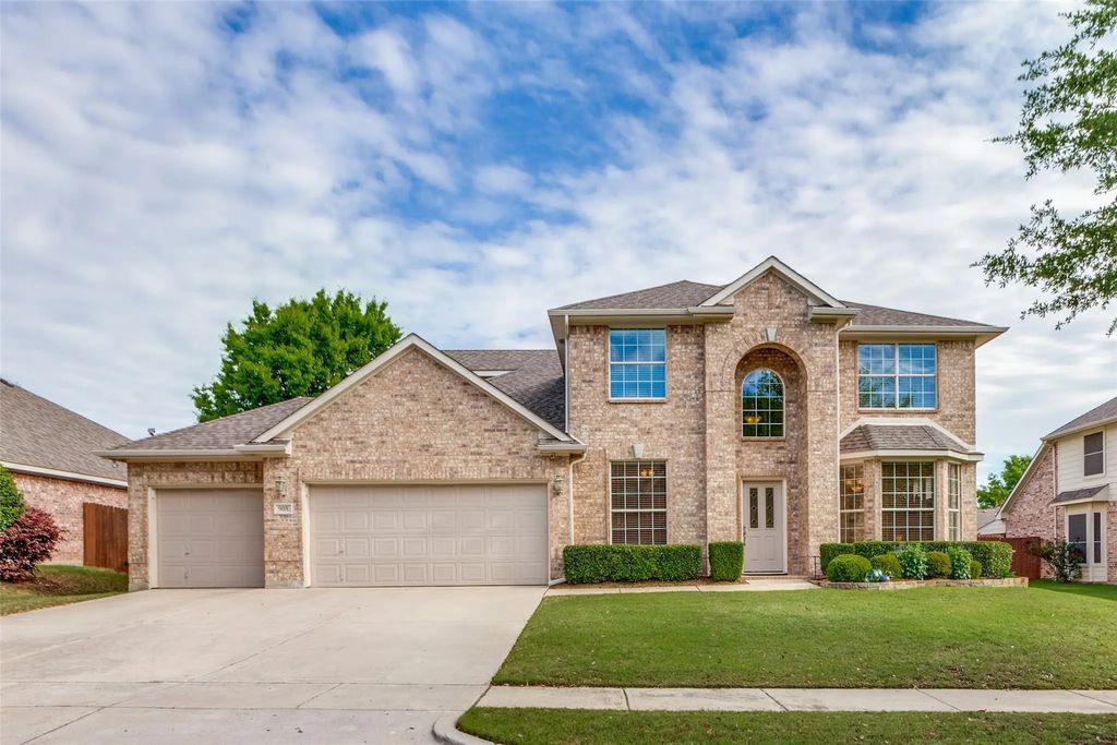 908 Sequoia Way, Saginaw