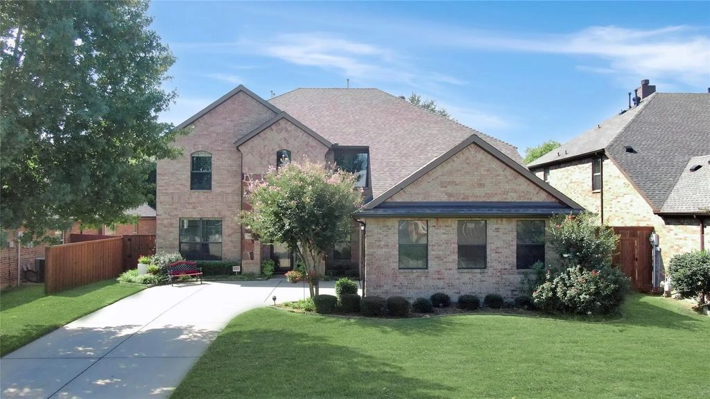 909 Gladewater Drive, Frisco