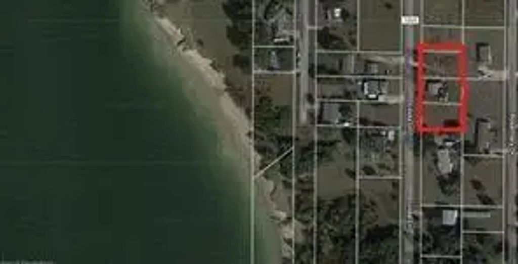 3395 County Road 1055, Farmersville