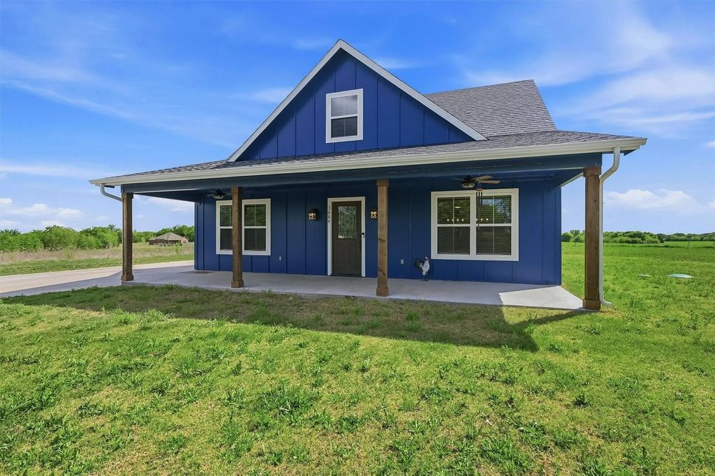 3684 E Leslie Lane, Sherman
