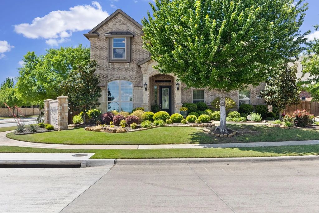5901 Richmond Drive, North Richland Hills