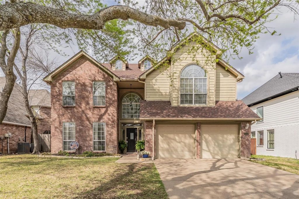 3320 Circlewood Court, Grapevine