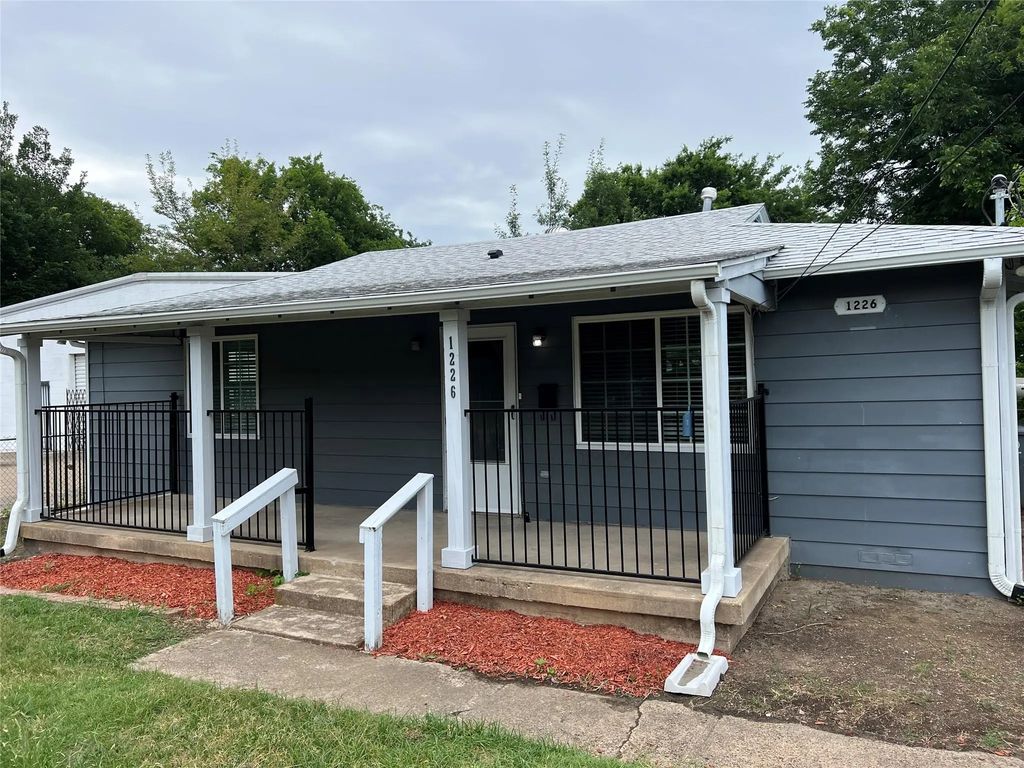 1226 Record Crossing Road, Dallas